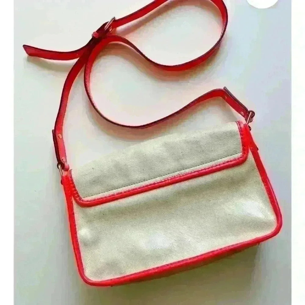 Kate spade crossbody purse - Picture 2 of 4